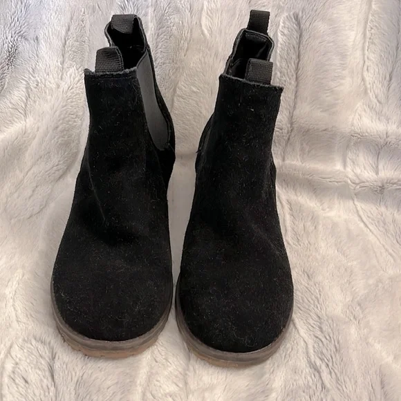 kensie Kenza Chelsea Boot - Picture 5 of 8